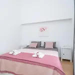 Majkovi Tatil Evi Slano