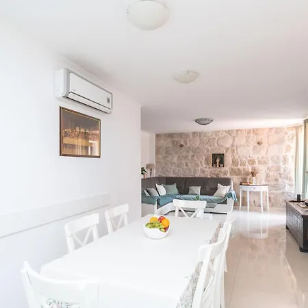 Majkovi Holiday home *