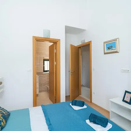 Holiday home Majkovi Slano