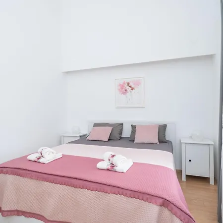 Majkovi Holiday home Slano